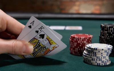 Online Poker Guide: Learn Hand Rankings and Odds, Manage Your Bankroll, Play Low Stakes, Compare Caribbean Poker and Prepare for Tournaments